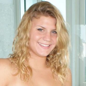 Pornstar Jordyn Peaks